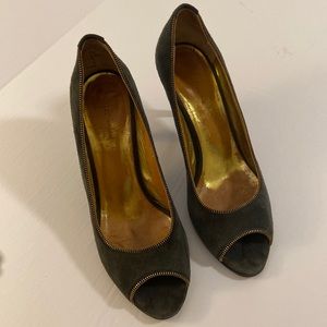 DKNY Gray Suede Leather Zipper Accent Heels 9.5